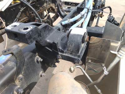 Kenworth W990 Right Cab Mount