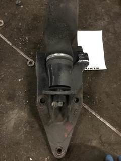Peterbilt 385 Left Cab Mount
