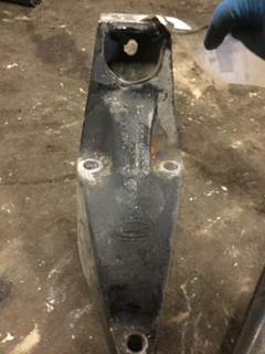 Peterbilt 385 Cab Mount