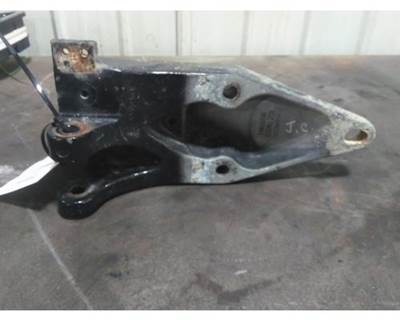 Peterbilt 386 Left Cab Mount