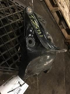 Peterbilt 387 Cab Mount