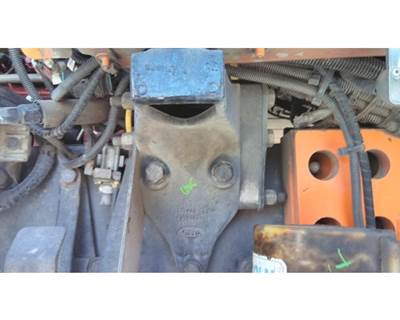 Peterbilt 388 Left Cab Mount