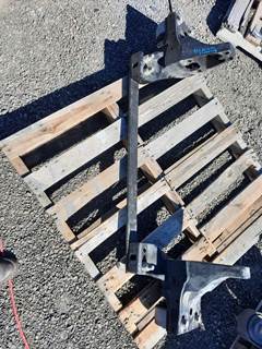 Peterbilt 579 Cab Mount