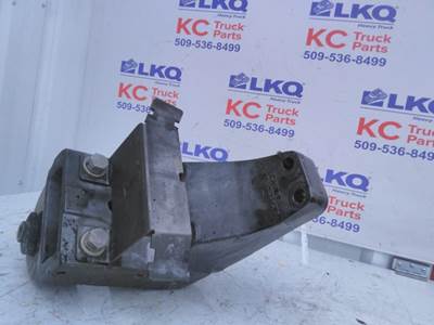 Peterbilt 579 Left Cab Mount