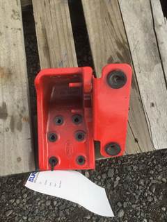 Peterbilt 579 Left Cab Mount
