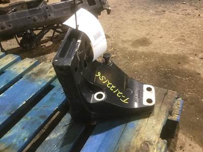Peterbilt 579 Left Cab Mount