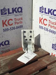 Peterbilt 579 Right Cab Mount