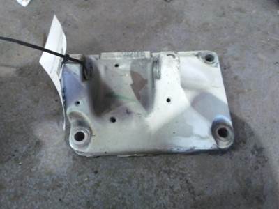 Peterbilt 579 Right Cab Mount