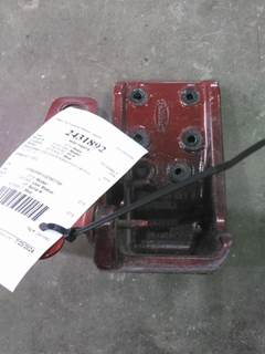 Peterbilt 579 Left Cab Mount