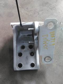 Peterbilt 579 Left Cab Mount