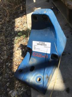 Peterbilt 579 Left Cab Mount