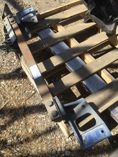 Peterbilt 579 Cab Mount