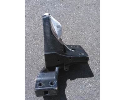 Peterbilt 579 Left Cab Mount