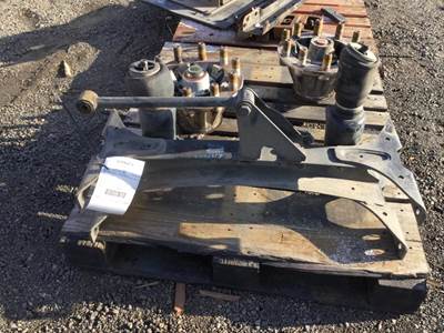 Freightliner Century Class 120 Cab Assembly for a Freightliner CENTURY 120