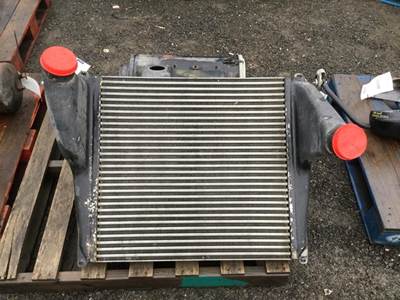 Kenworth T600 Charge Air Cooler (ATAAC)