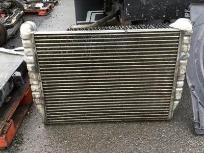 Mack Vision CXN612 Charge Air Cooler (ATAAC) for a Mack CXN612