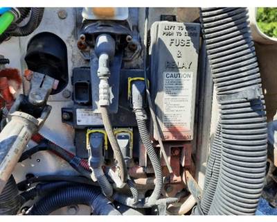 Freightliner Cascadia 125 Chassis Control Module