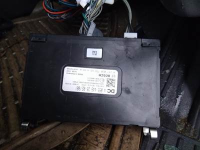 Freightliner Cascadia 126 Right Chassis Control Module