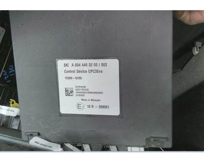Freightliner Cascadia 126 Right Chassis Control Module