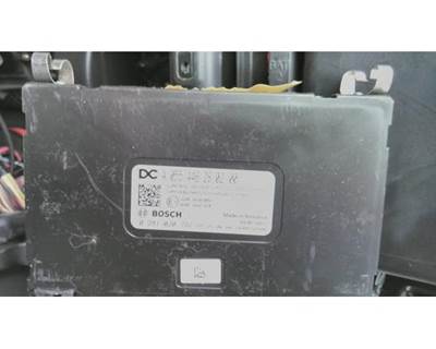 Freightliner Cascadia 126 Right Chassis Control Module