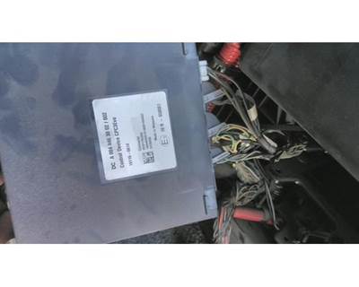 Freightliner Cascadia 126 Right Chassis Control Module