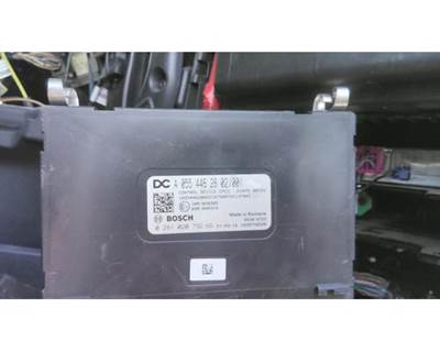 Freightliner Cascadia 126 Right Chassis Control Module
