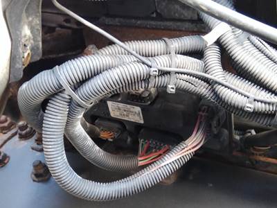 Freightliner M2 106 Left Chassis Control Module