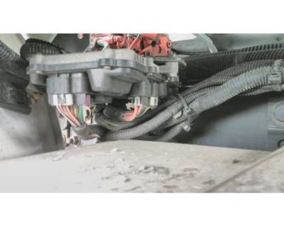 Freightliner M2 106 Left Chassis Control Module