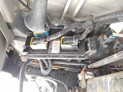 Kenworth T680 Left Chassis Control Module