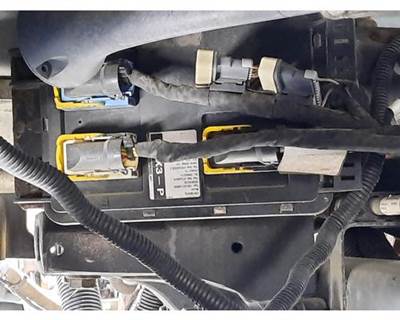 Kenworth T680 Left Chassis Control Module