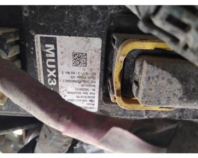 Peterbilt 579 Left Chassis Control Module