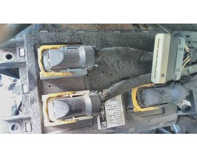 Peterbilt 579 Left Chassis Control Module