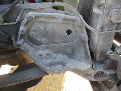 Kenworth T680 Right Coolant Tube