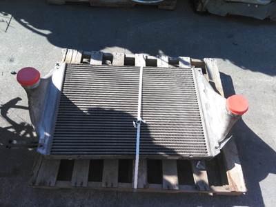 Freightliner Cascadia 113 Cooling Assembly