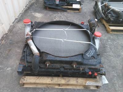 Freightliner Cascadia 116 Cooling Assembly