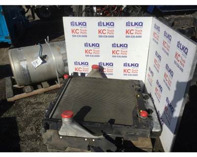 Freightliner Cascadia 125 Cooling Assembly