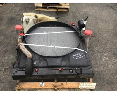 Freightliner Cascadia 125 Cooling Assembly
