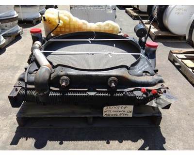 Freightliner Cascadia 126 Cooling Assembly