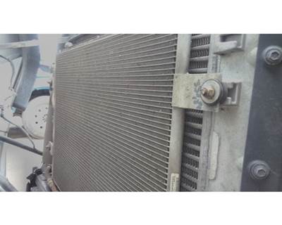Freightliner Cascadia 126 Cooling Assembly