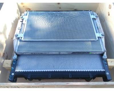 Freightliner Cascadia Cooling Assembly