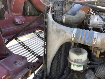 Freightliner Century Class 112 Cooling Assembly for a Freightliner CENTURY 112