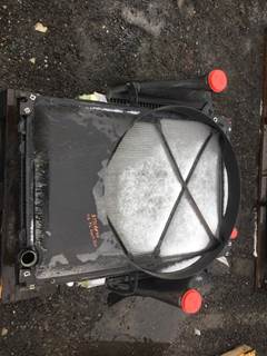 Freightliner Century Class 120 Cooling Assembly for a Freightliner CENTURY 120