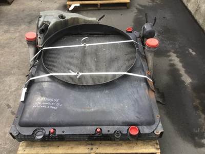 Freightliner Century Class 120 Cooling Assembly for a Freightliner CENTURY 120