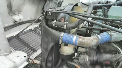 Freightliner Century Class 120 Cooling Assembly for a Freightliner CENTURY 120