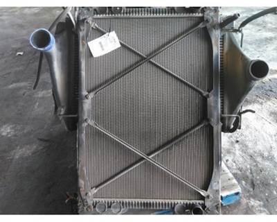 Freightliner Century Class 120 Cooling Assembly for a Freightliner CENTURY 120