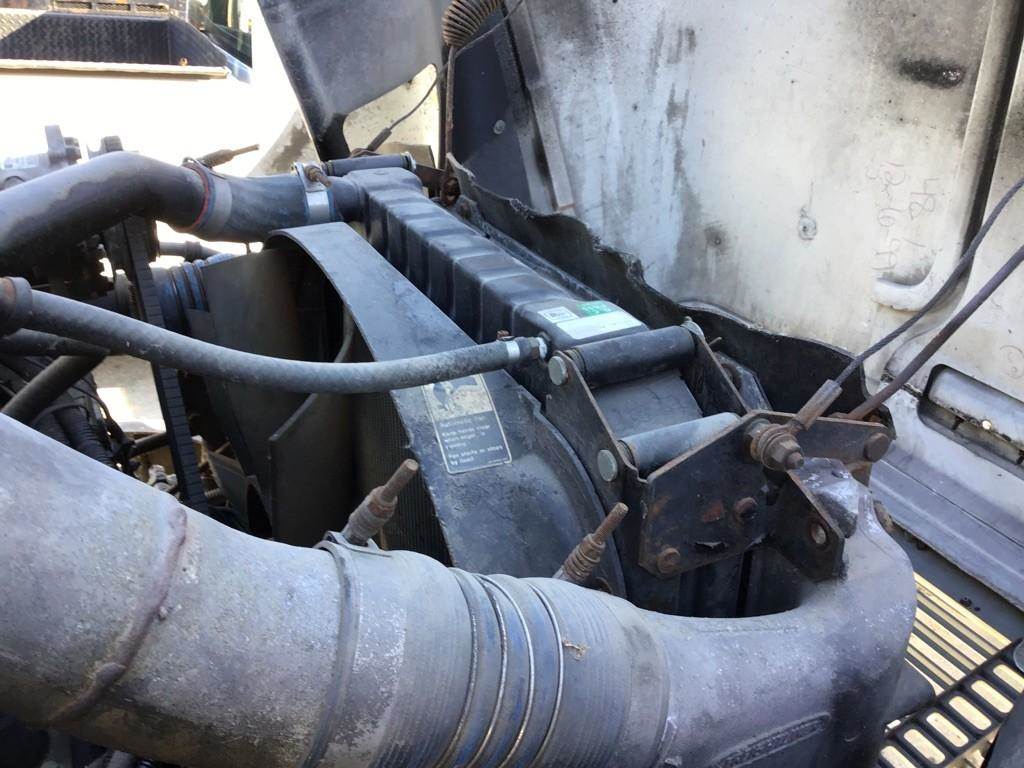 2000 Freightliner FL70 Cooling Assembly For Sale Toledo, OH 2183982
