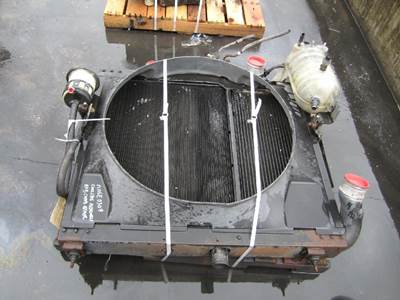 International 8600 Cooling Assembly