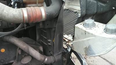 International 8600 Cooling Assembly