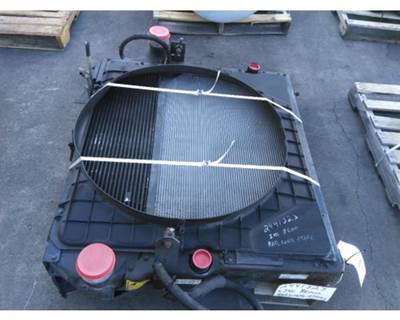 International 8600 Cooling Assembly