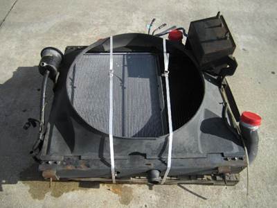 International 9200i Cooling Assembly